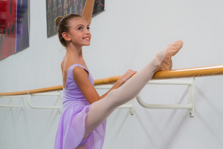 Ballerina alla sbarra