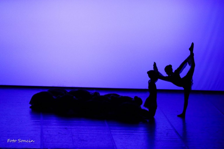 Ballerina durante spettacolo di danza