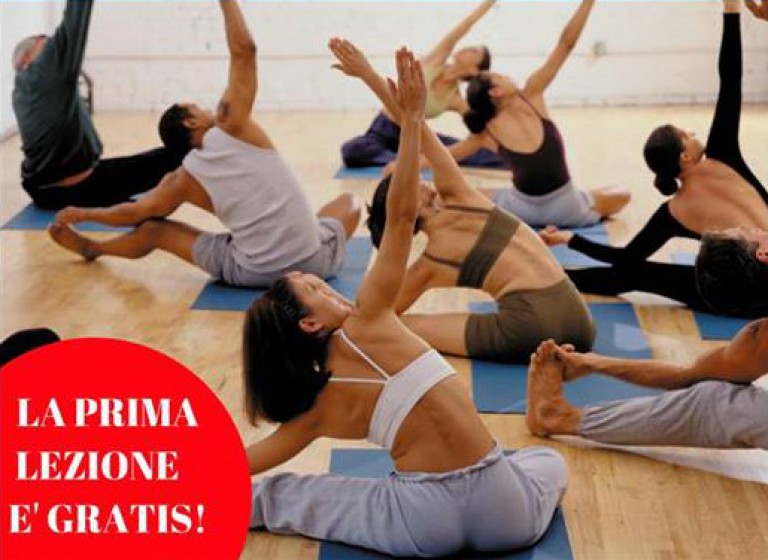 Foto di una lezione di Pilates nella sede di CentroDanzaMillennium a Varese